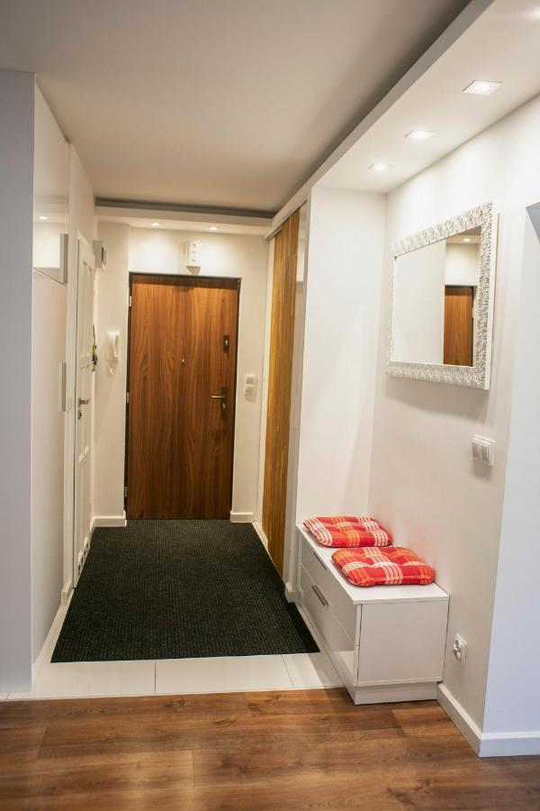 Best Apartment Tarnów エクステリア 写真