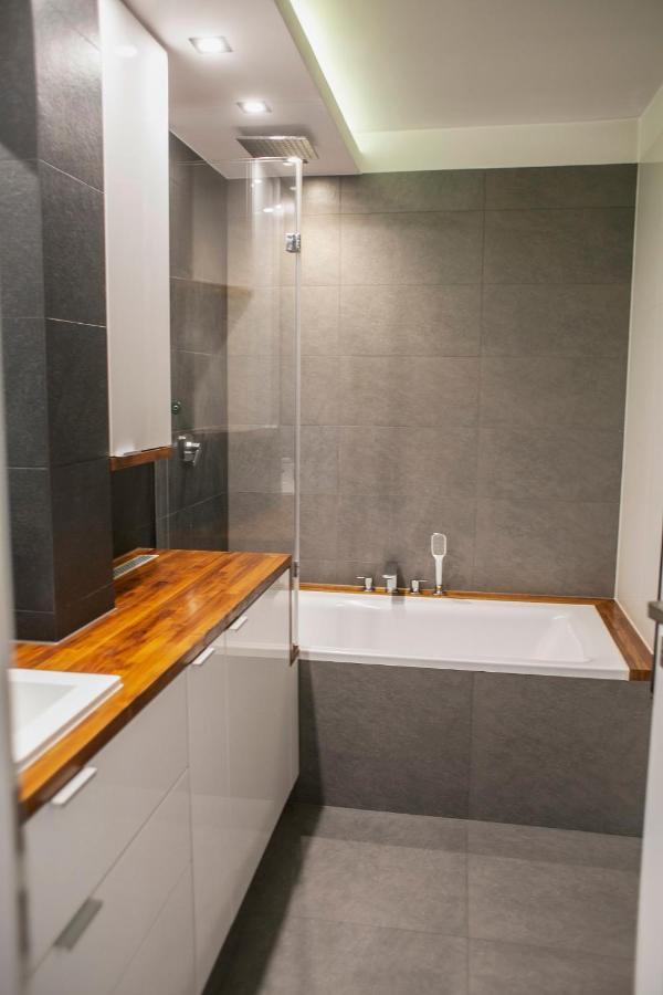 Best Apartment Tarnów エクステリア 写真